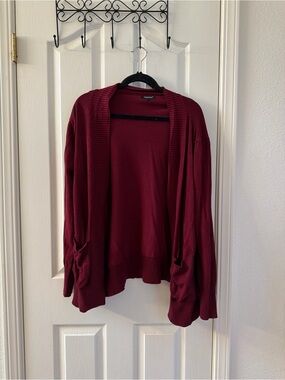 Open-Front Cardigan Sweater in Deep Wine